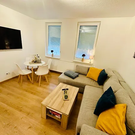 Kastanie Mit Balkon #netflix #innenstadtnaehe Von Harztraveler *