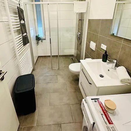 Kastanie Mit Balkon #netflix #innenstadtnaehe Von Harztraveler 바트하르추부르크